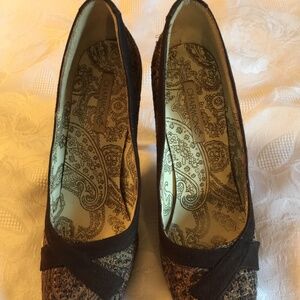 Charmone .Brown Paisley Heels - Size 6 (36) -Brown Paisley Heels